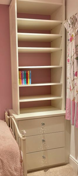 Bespoke shelving
: Swipe To View More Images