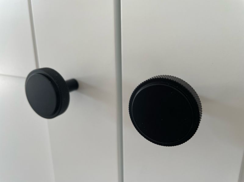 Matt black knurled knobs: Swipe To View More Images