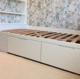  Bespoke bed : Click Here To View Larger Image