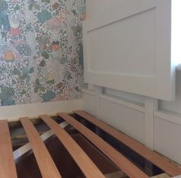 Shaker headboard : Click Here To View Larger Image