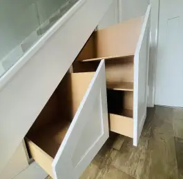 Pull out drawers with push to open & soft close functions: Click Here To View Larger Image